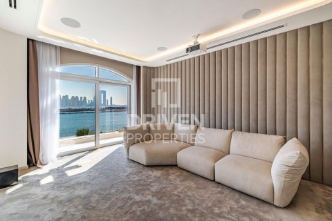 Penthouse in The Crescent, Palm Jumeirah, Dubai 1219.45 sq.m. № 142670 - photo 12