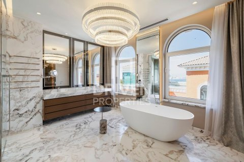 Penthouse in The Crescent, Palm Jumeirah, Dubai 1219.45 sq.m. № 142670 - photo 6