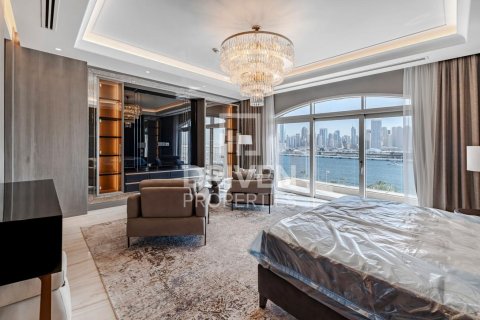 Penthouse in The Crescent, Palm Jumeirah, Dubai 1219.45 sq.m. № 142670 - photo 18