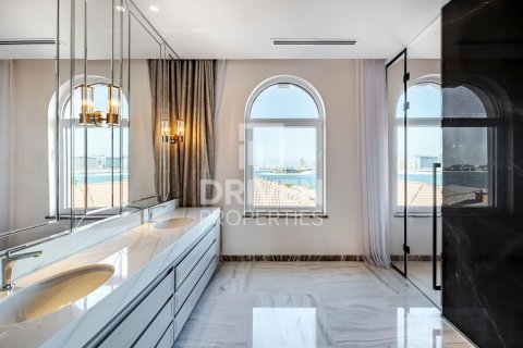 Penthouse in The Crescent, Palm Jumeirah, Dubai 1219.45 sq.m. № 142670 - photo 30