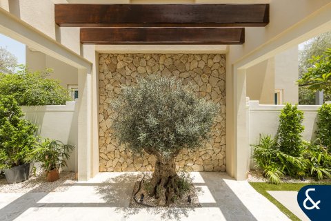 Villa en Victory Heights, Dubai Sports City, Dubai, 5 dormitorios, 446 m², № 98590 - foto 20