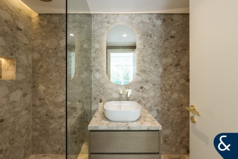 Villa en Victory Heights, Dubai Sports City, Dubai, 5 dormitorios, 446 m², № 98590 - foto 12