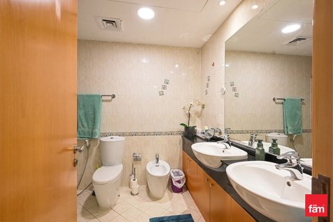 Apartment in Dubai Marina, Dubai 3 bedrooms, 167.6 sq.m. № 95599 - photo 10