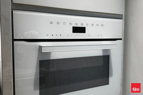 Снять в аренду квартиру в Al Jaddaf, Дубай: 74.3м², № 95598 - фото 12