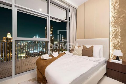 Apartment in BLVD Crescent, Downtown Dubai (Downtown Burj Dubai), Dubai 3 bedrooms, 184.13 sq.m. № 129815 - photo 6