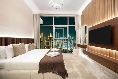 Apartment in BLVD Crescent, Downtown Dubai (Downtown Burj Dubai), Dubai 3 bedrooms, 184.13 sq.m. № 129815 - photo 4