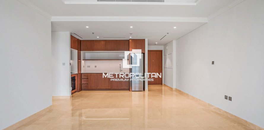 Appartement à EMAAR Beachfront, Dubai Harbour, Dubai, 1 chambre, 79 m², № 72776