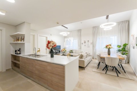 Apartment in Al Andalus, Jumeirah Golf Estates, Dubai 1 bedroom, 73 sq.m. № 72775 - photo 1