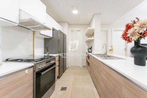 Apartment in Al Andalus, Jumeirah Golf Estates, Dubai 1 bedroom, 73 sq.m. № 72775 - photo 2