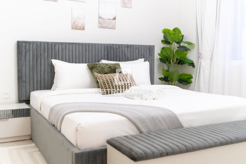 Apartment in Al Andalus, Jumeirah Golf Estates, Dubai 1 bedroom, 73 sq.m. № 72775 - photo 9