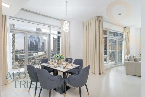 Купить квартиру в Даунтаун Дубай (Даунтаун Бурдж Дубай), Дубай: 2 спальни, 126м², № 62376 - фото 3