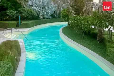 Townhouse in Dubai 4 bedrooms, 112.2 sq.m. № 84609 - photo 9