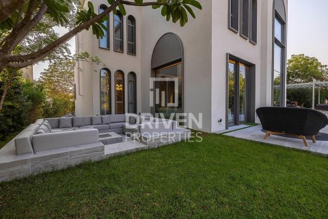 Villa à Jumeirah Islands, Dubai, 4 chambres, 1001.22 m², № 136794 - photo 28