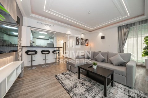 Apartment in Dubai Marina, Dubai 2 bedrooms, 143.63 sq.m. № 136805 - photo 2