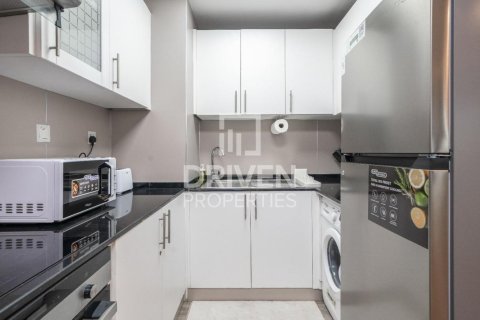 Apartment in Dubai Marina, Dubai 2 bedrooms, 143.63 sq.m. № 136805 - photo 18