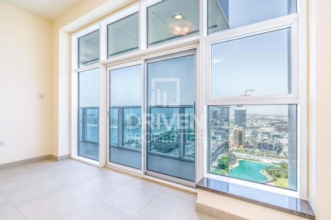 Apartment in Marina Arcade Tower, Dubai Marina, Dubai 3 bedrooms, 231.24 sq.m. № 136791 - photo 22