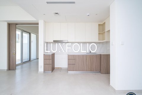 Townhouse in The Valley, Dubai 4 bedrooms, 203 sq.m. № 45892 - photo 10