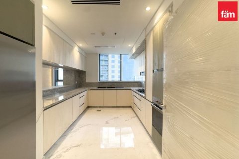 Ático en Dubai, 4 dormitorios, 311.2 m², № 41858 - foto 15