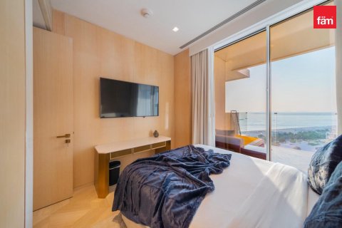 Apartment in Palm Jumeirah, Dubai 2 bedrooms, 174.6 sq.m. № 17215 - photo 4