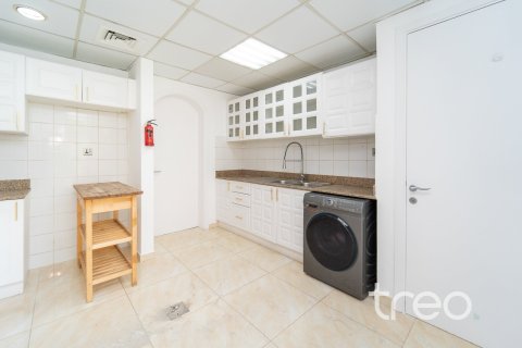 Villa à The Springs, Dubai, 3 chambres, 208.66 m², № 134560 - photo 16