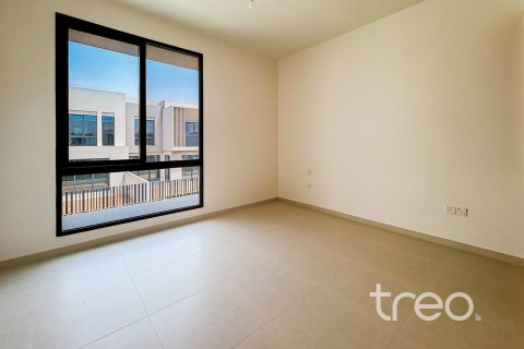Townhouse in Dubai 4 bedrooms, 252.05 sq.m. № 134556 - photo 16