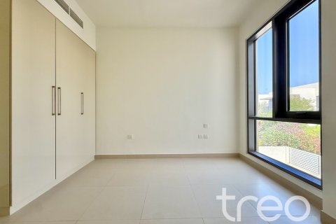 Townhouse in Maple 2, Dubai Hills Estate, Dubai 4 bedrooms, 228.73 sq.m. № 134555 - photo 2