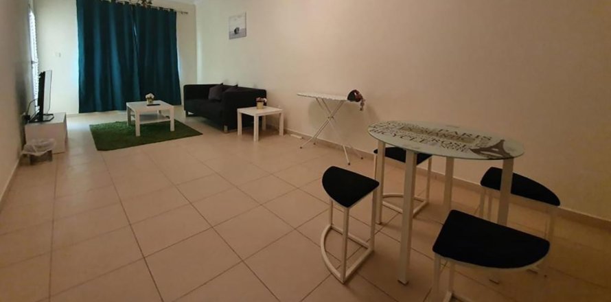 Квартира в QUEUE POINT в Liwan, Dubai Land, Дубай, 3 спальни, 145м², № 30135
