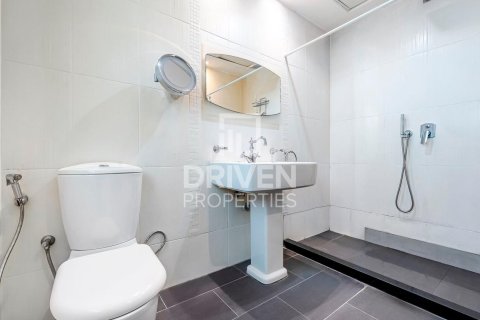 Apartment in Executive Towers, Business Bay, Dubai 4 bedrooms, 320 sq.m. № 20706 - photo 6