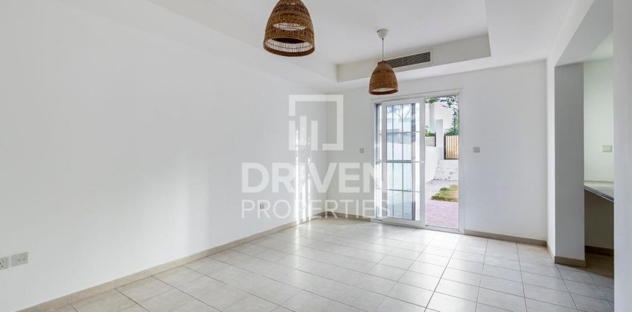Maison de ville à Arabian Ranches, Dubai, 2 chambres, 207 m², № 20704