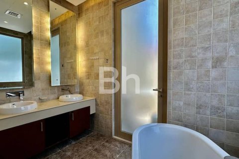 Villa en Al Barari, Dubai, 7 dormitorios, 1903 m², № 22297 - foto 11