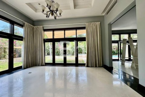 Villa en Al Barari, Dubai, 7 dormitorios, 1903 m², № 22297 - foto 4