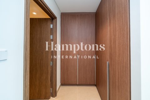 Apartamento en Mina Rashid, Dubai, 2 dormitorios, 101.70927537 m², № 83862 - foto 14