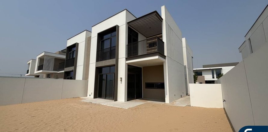 Villa in Al Furjan, Dubai 4 bedrooms, 334 sq.m. № 76407