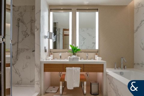 Apartment in Downtown Dubai (Downtown Burj Dubai), Dubai 3 bedrooms, 156 sq.m. № 76394 - photo 13