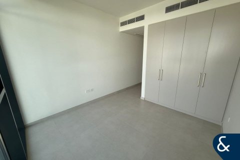 Снять в аренду виллу в Bliss, Arabian Ranches 3, Дубай: 4 спальни, 268м², № 76396 - фото 9