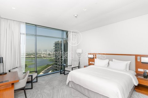 Apartment in The Hills, Dubai 2 bedrooms, 155.8 sq.m. № 42824 - photo 13