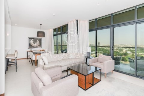Apartment in The Hills, Dubai 2 bedrooms, 155.8 sq.m. № 42824 - photo 2