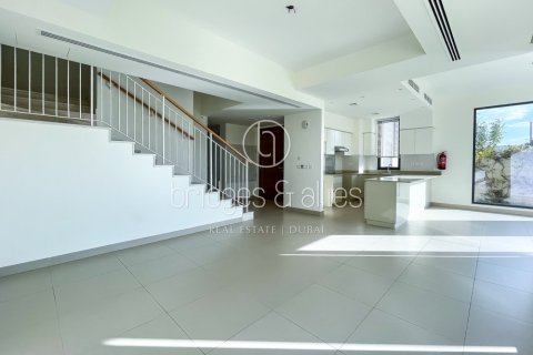 Villa in Dubai Hills Estate, Dubai 5 bedrooms, 254.1 sq.m. № 42826 - photo 10