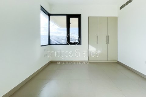 Villa in Dubai Hills Estate, Dubai 5 bedrooms, 254.1 sq.m. № 42826 - photo 25