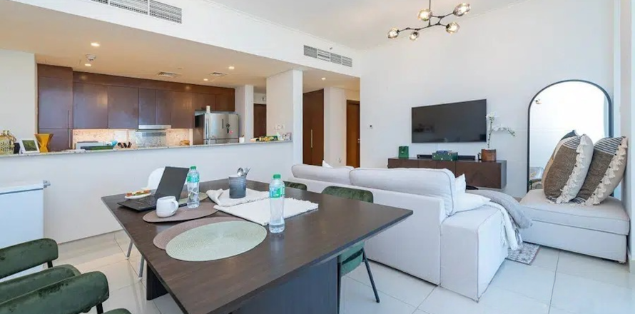 Appartement à Dubai, 2 chambres, 126 m², № 5513