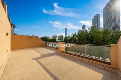 Adosado en Jumeirah Islands, Dubai, 4 dormitorios, 337 m², № 73251 - foto 27