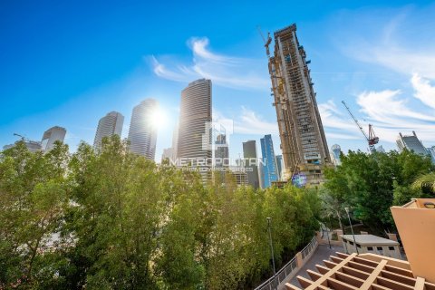 Adosado en Jumeirah Islands, Dubai, 4 dormitorios, 337 m², № 73251 - foto 28