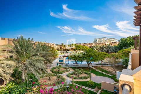 Adosado en Jumeirah Islands, Dubai, 4 dormitorios, 337 m², № 73251 - foto 26