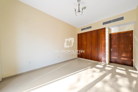 Adosado en Jumeirah Islands, Dubai, 4 dormitorios, 337 m², № 73251 - foto 14