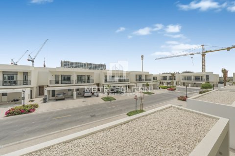 Adosado en Town Square, Dubai, 3 dormitorios, 190 m², № 73257 - foto 5