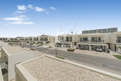 Adosado en Town Square, Dubai, 3 dormitorios, 190 m², № 73257 - foto 16
