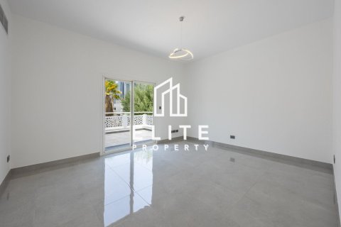 Villa in Meadows 1, Meadows, Dubai 4 bedrooms, 1221 sq.m. № 134993 - photo 17