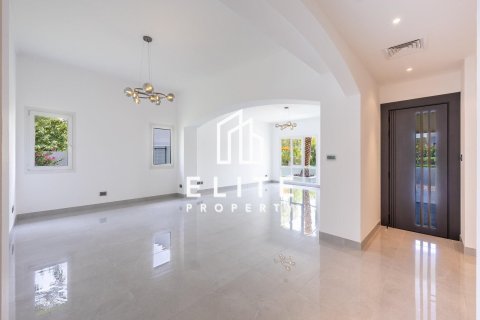 Villa in Meadows 1, Meadows, Dubai 4 bedrooms, 1221 sq.m. № 134993 - photo 20