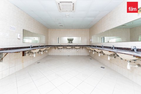 Купить здание в Дубае: 6858м², № 12323 - фото 26