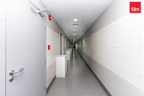 Купить здание в Дубае: 6858м², № 12323 - фото 24